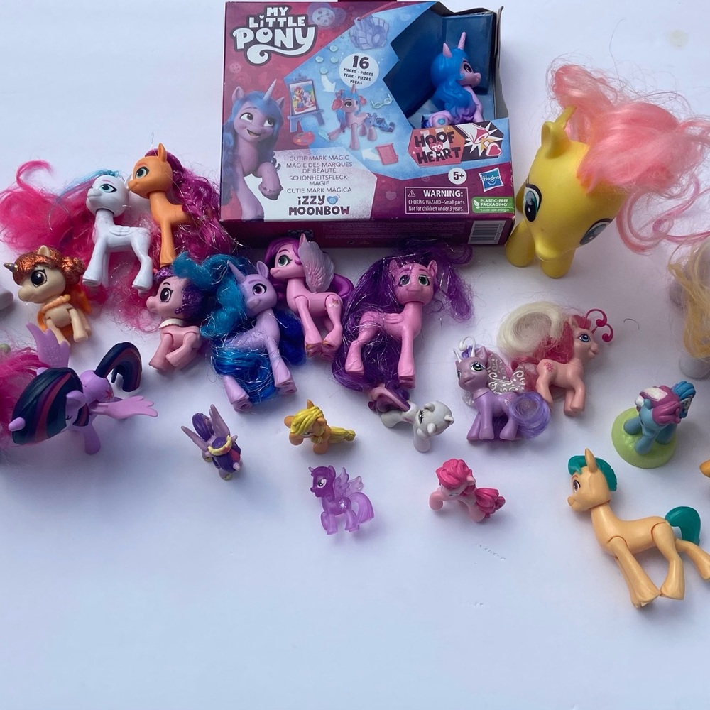 My Little Pony Assorted Pink & Purple Pony and house